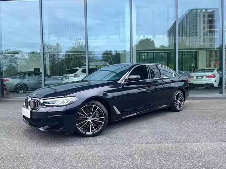 BMW 5 Series 2023 model 530Li leading model M sports package