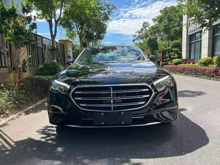 Mercedes-Benz E-Class 2026 E 260 L