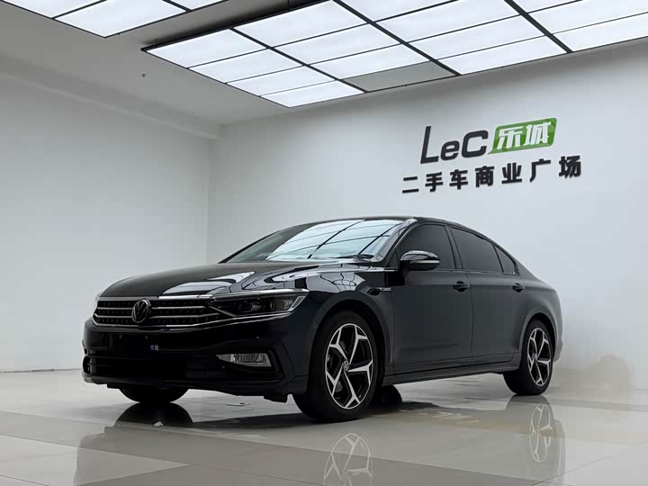 Magotan 2023 2 million commemorative edition 380TSI DSG flagship model
