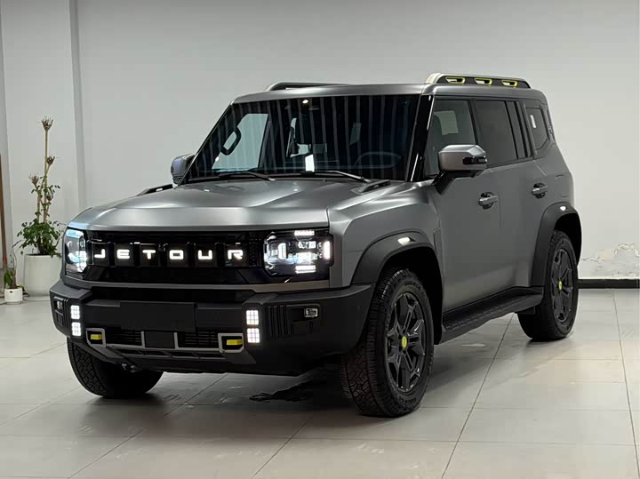 Jietu Traveler 2024 2.0T Four-wheel Drive Crossing PRO Entertainment Edition
