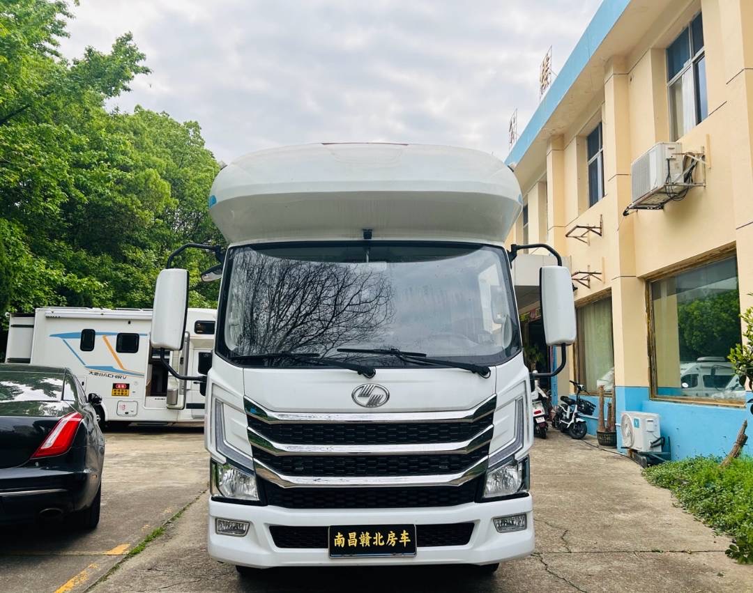 2021 Yuejin H300 light truck RV
