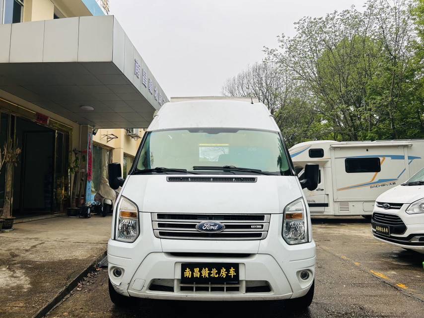 2015 Ford V348