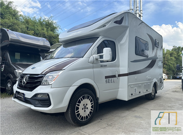 2018 Karen RV Maxus C-Type Low-Profile Motorhome