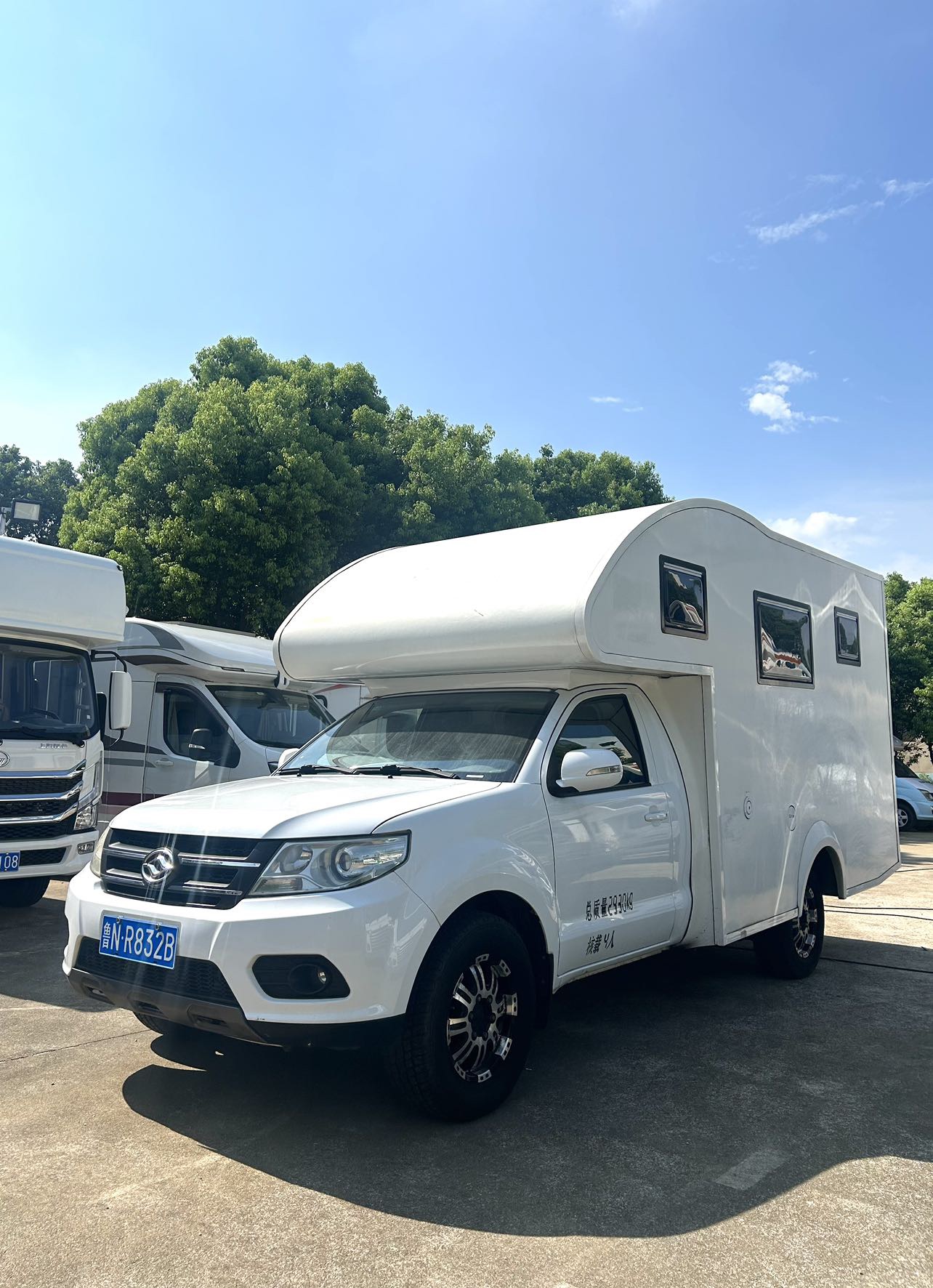 2016 Huanghai pickup truck, the cheapest RV
