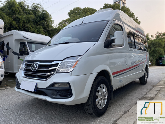 18SAIC Maxus Traveler V80 Original Touring Car