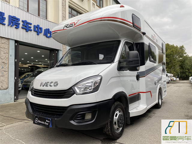 19 Sidecar Iveco Wolfson Type C RV